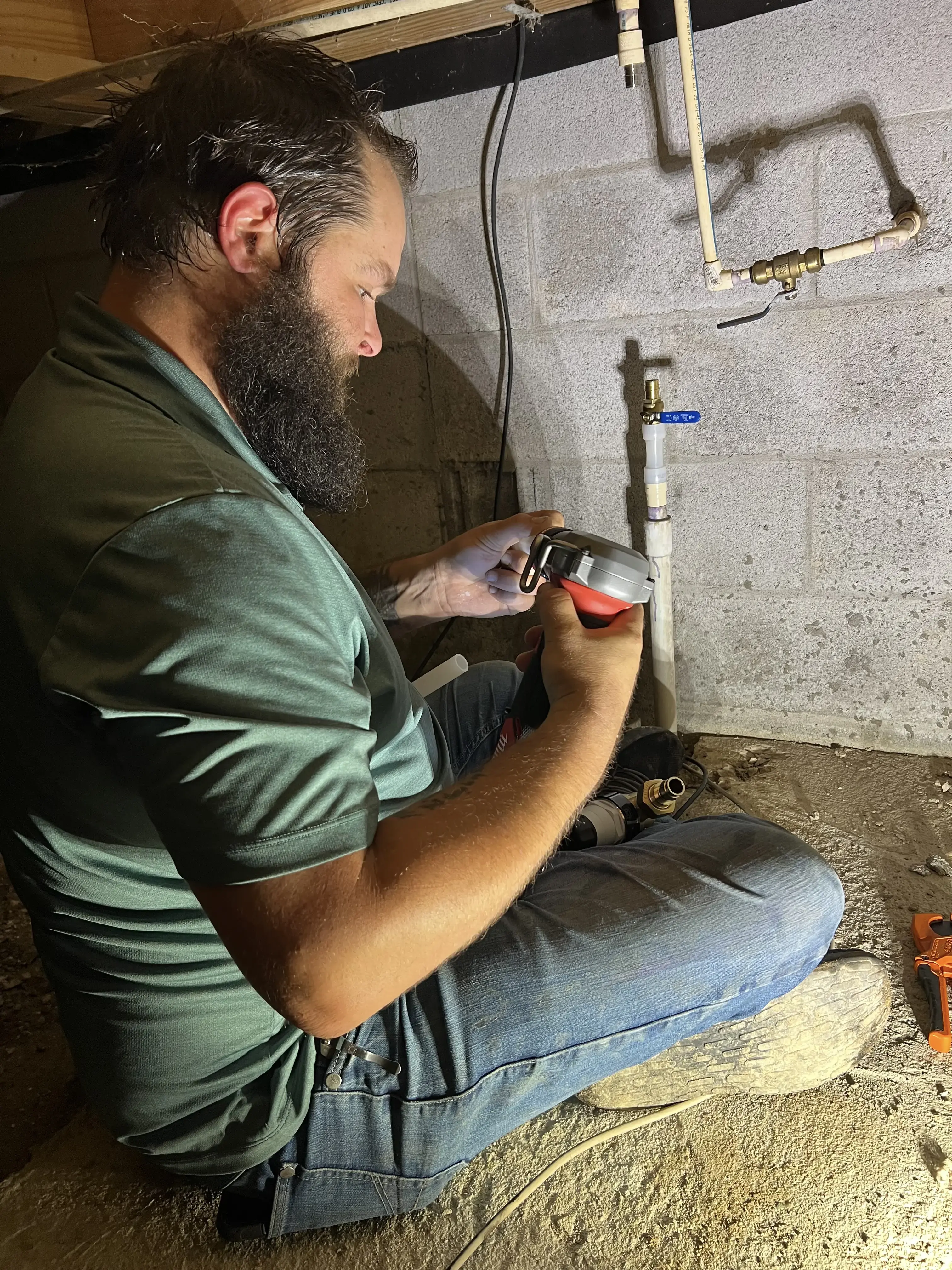Crawlspace Water Line in Putnam County